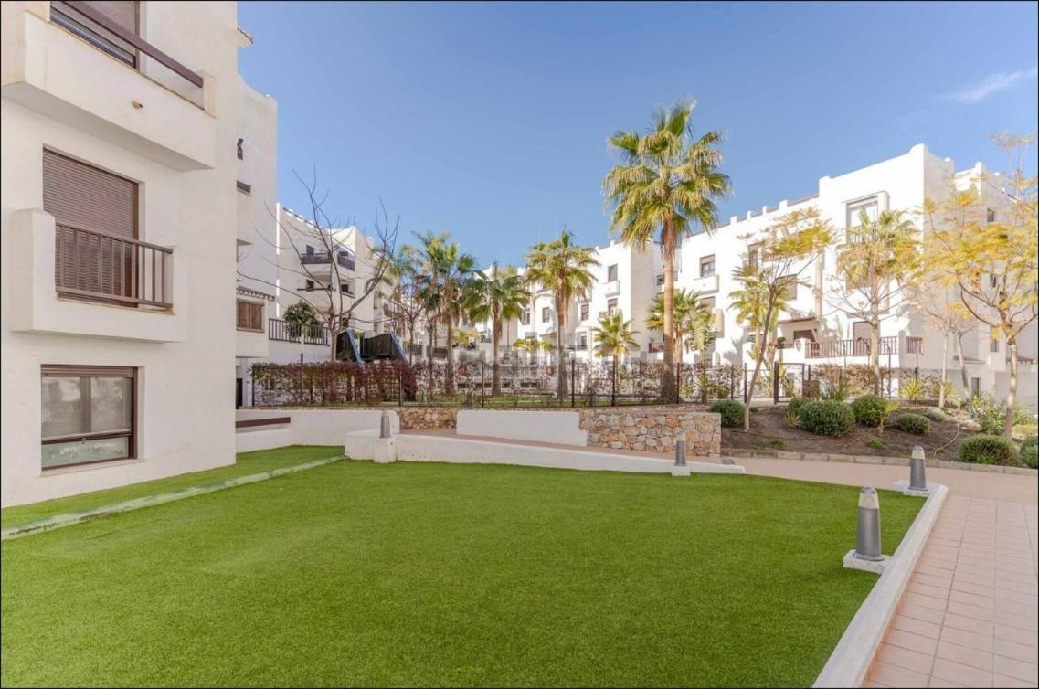 Apartamento En Salobrena Cerca Del Mar - Con Piscina, Gimnasio Y Garaje 外观 照片